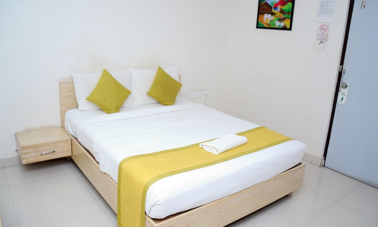 Hotel Pratz Inn Hyderabad Luaran gambar