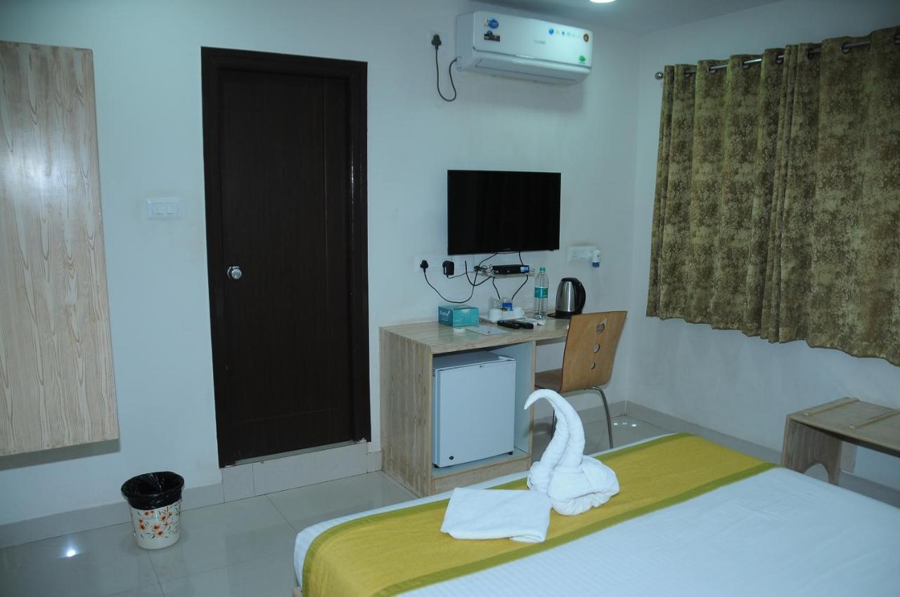 Hotel Pratz Inn Hyderabad Luaran gambar